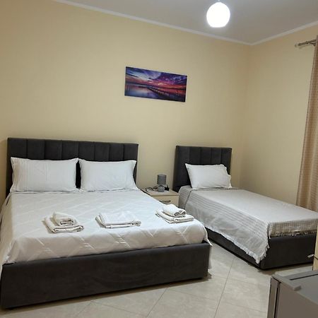 Rest House Vlore Ngoại thất bức ảnh