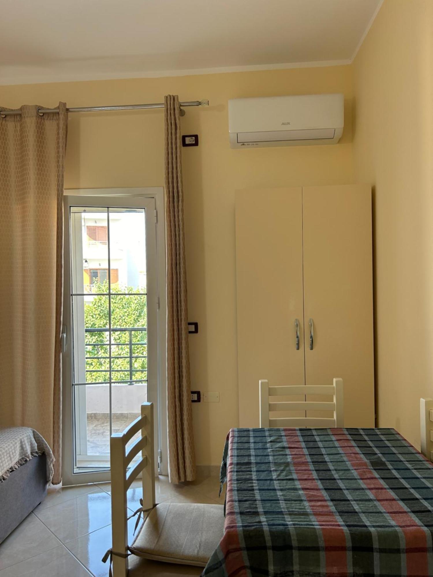 Rest House Vlore Ngoại thất bức ảnh